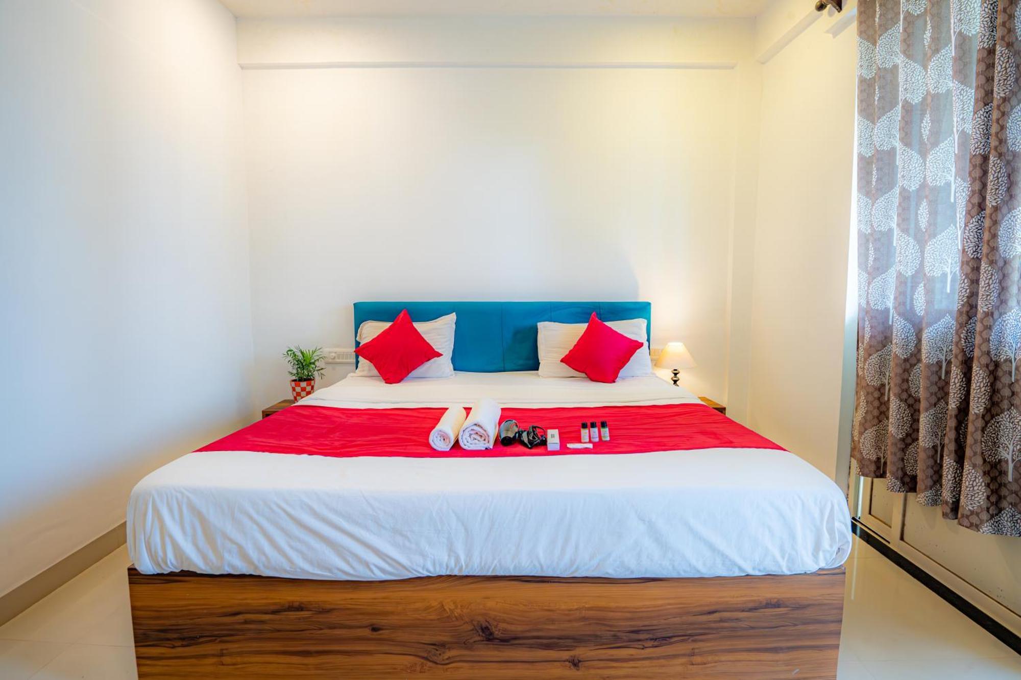 Morjim Sea Waves-Beach Front Hotel Luaran gambar